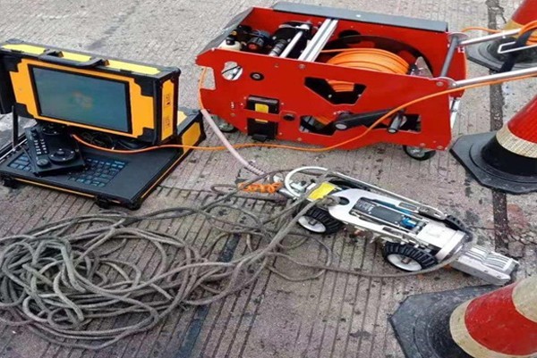 和林格尔CCTV管道检测机器人